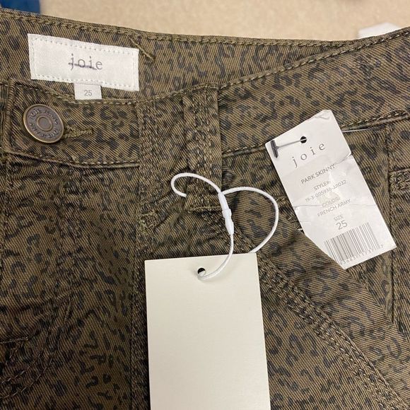 JOIE
Park Skinny Pants In French Army 🔥🔥SALE - Picture 4 of 4